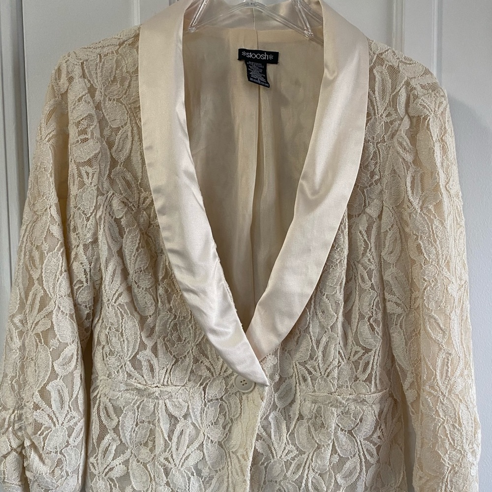 Lacy beige blazer